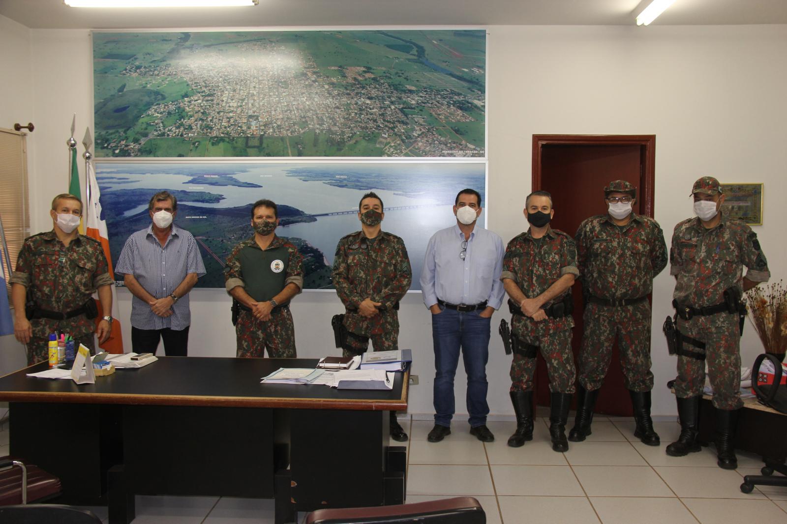 Novo Comandante Geral da Polícia Militar Ambiental visita Aparecida do Taboado