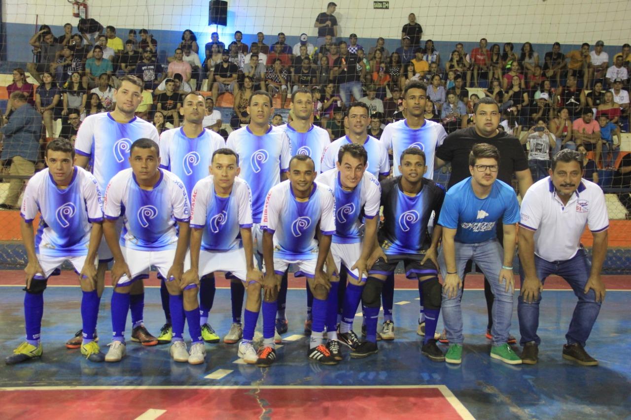 Plastrela é a campeã do Campeonato de Futsal entre empresas